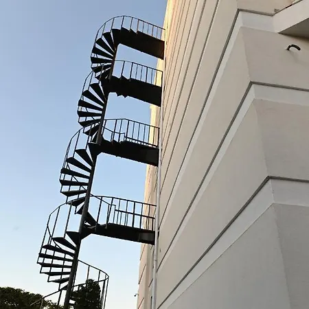 Onufri Hotel Golem (Tirana)