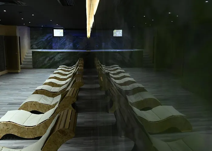 Onufri 4* Golem (Tirana)