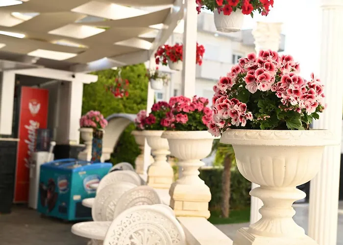 Onufri Hotel Golem (Tirana)