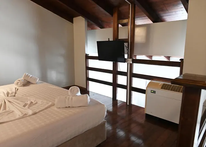 Hotel Onufri Golem (Tirana)