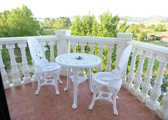 Onufri Golem (Tirana)