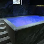 호텔 Onufri 4*