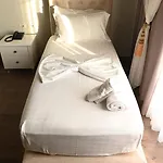 호텔 Onufri 4*