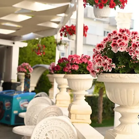 Onufri Hotel Golem (Tirana)