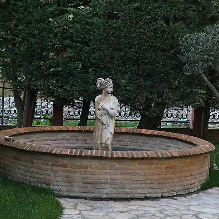 Onufri Hotell Golem (Tirana)