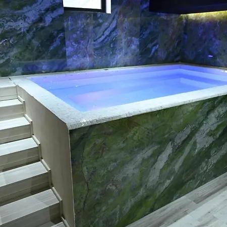 Onufri 4* Golem (Tirana)