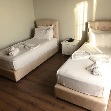 Onufri 4* Golem (Tirana)