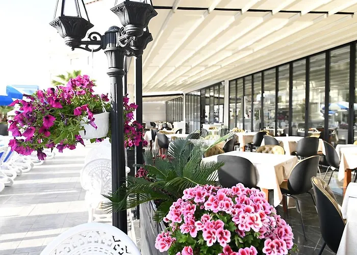 Hotel Onufri Golem (Tirana)