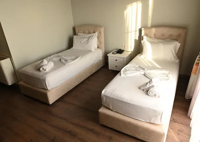 Onufri 4* Golem (Tirana)